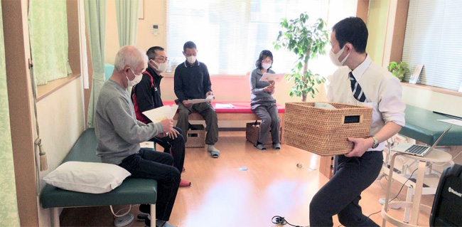 セルフ整体セミナー 【脱！スマホ首】